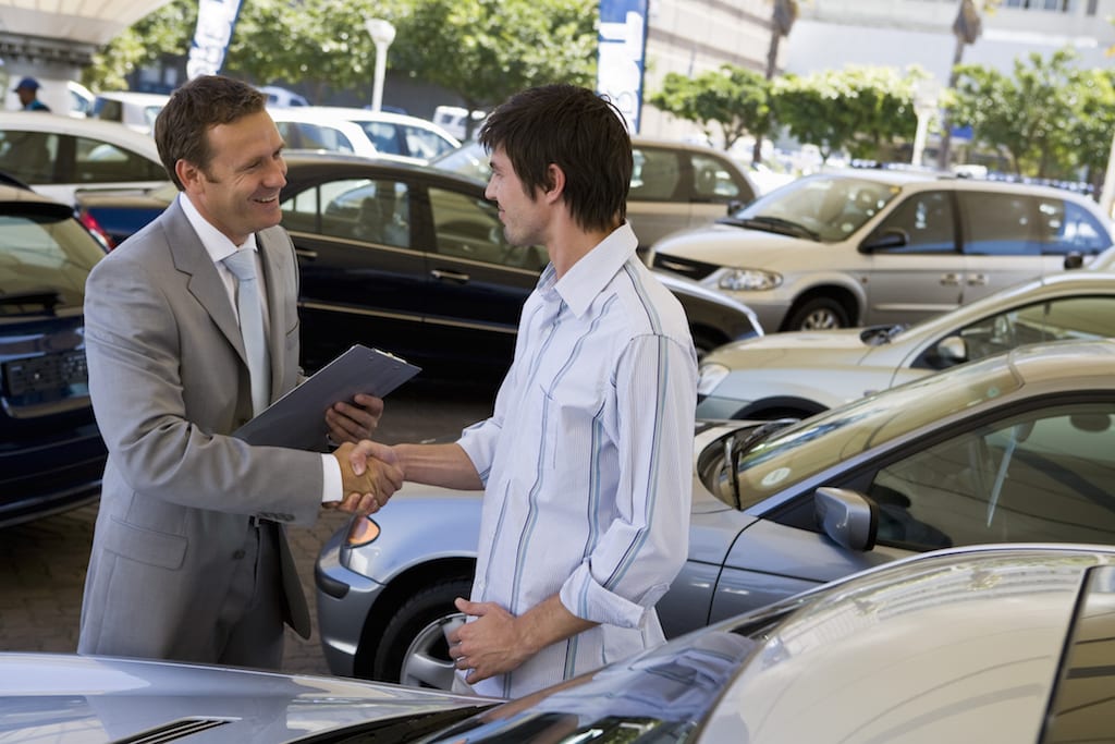 Benefits of purchasing a car from the car lots