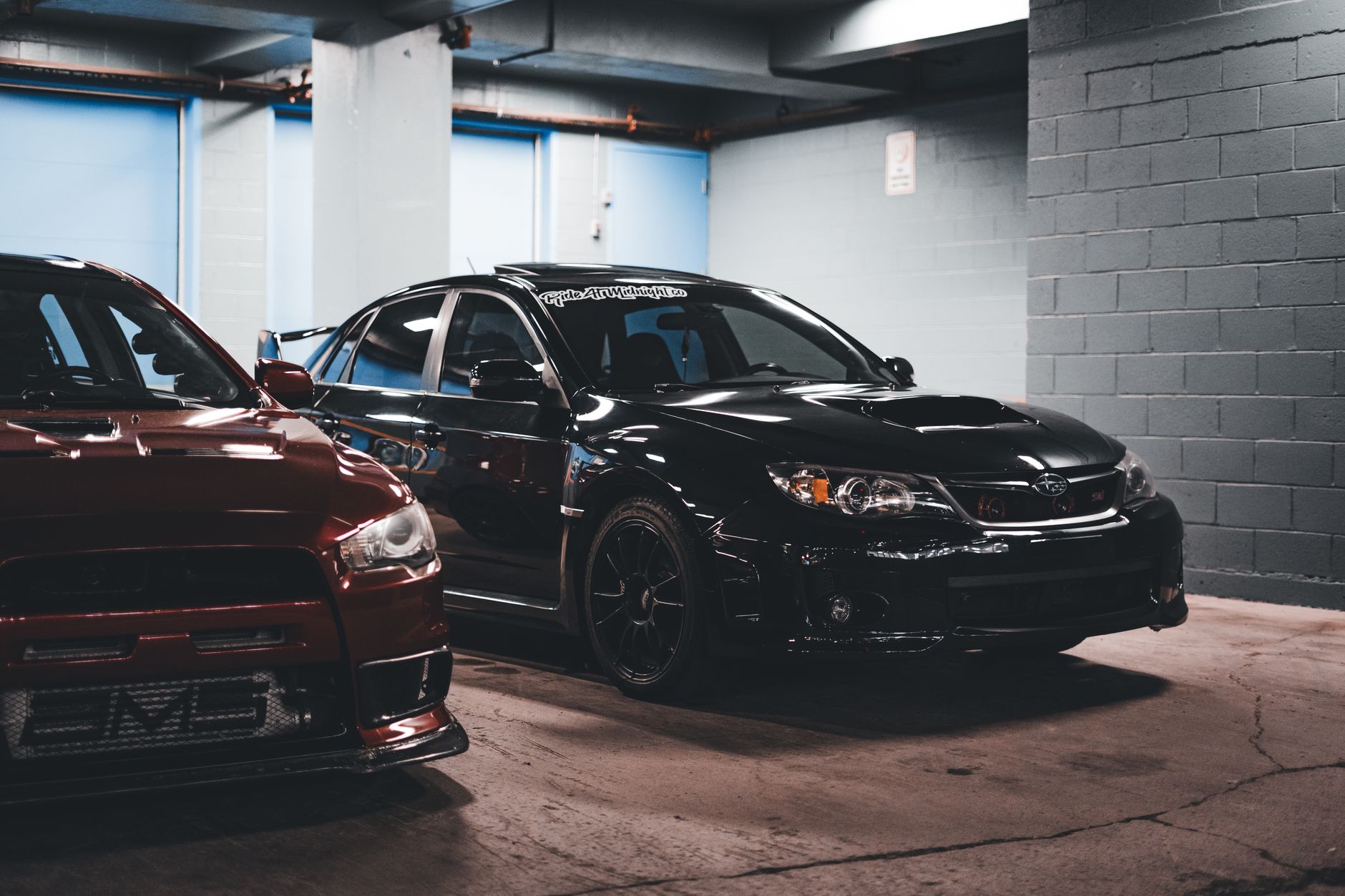 Common Reasons to Hire a Car Shipping Service