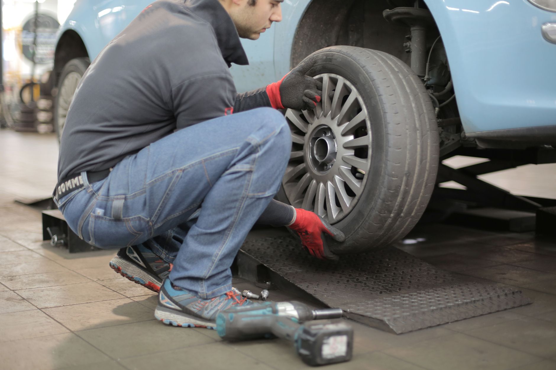 How to Protect Motor Service Center with a Physical Security System